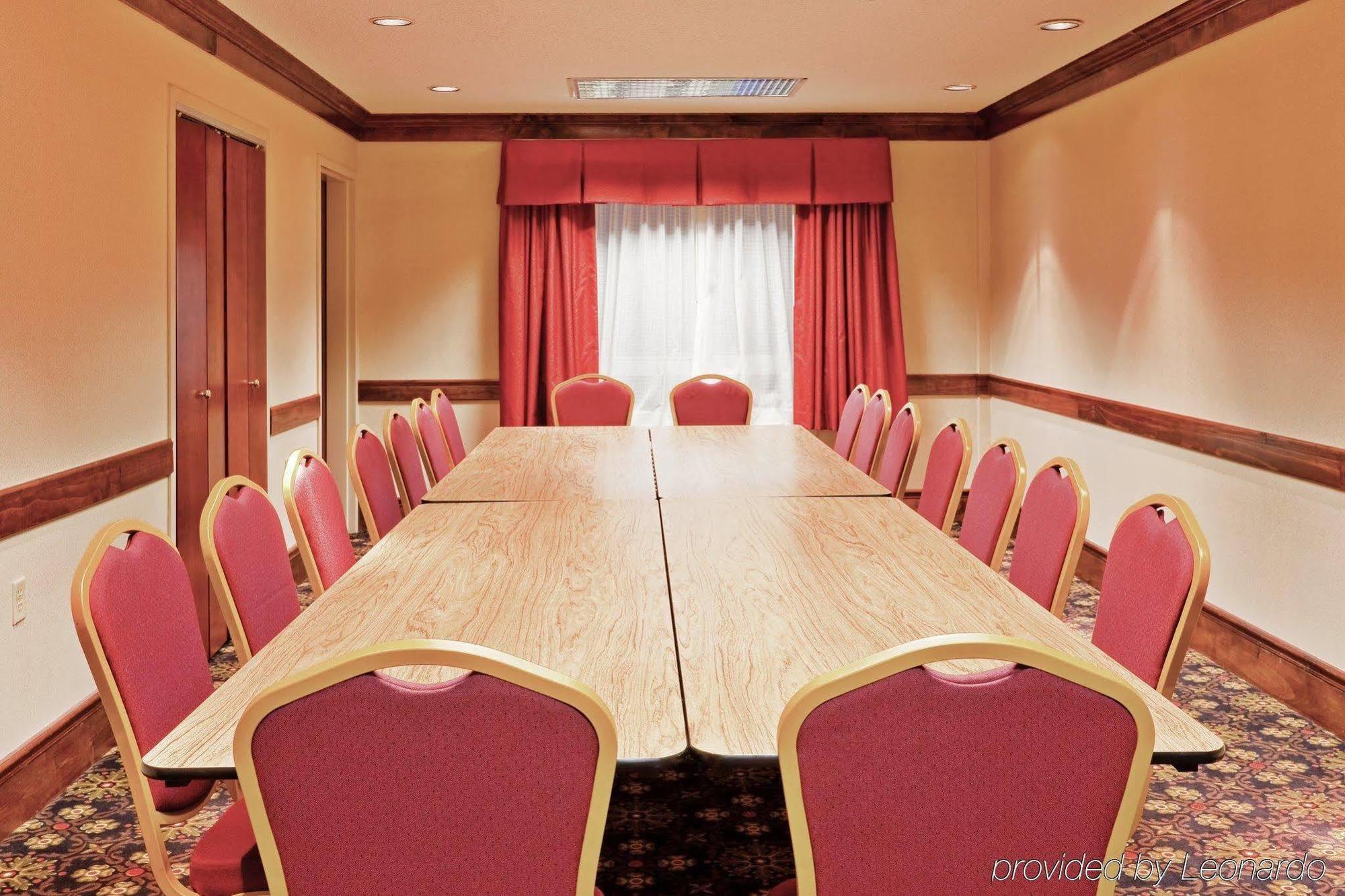 Best Western Plus Philadelphia-Choctaw Hotel And Suites Kemudahan gambar